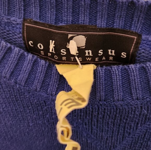 Consensus mens sweater size XL - Picture 2 of 3